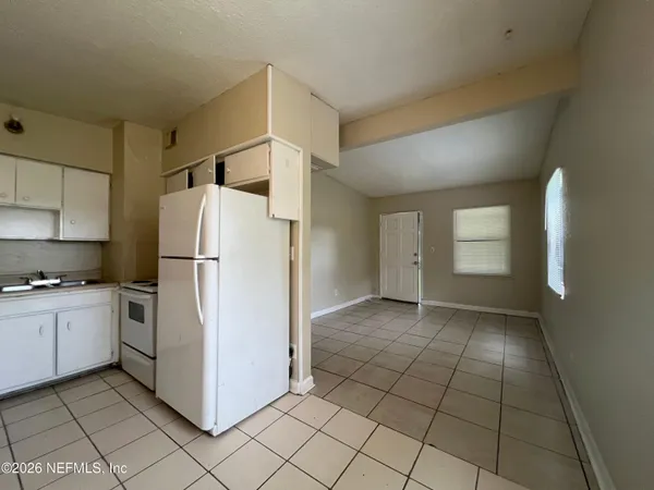 $1,095 | 5559 Verbena Road, Jacksonville, FL 32209