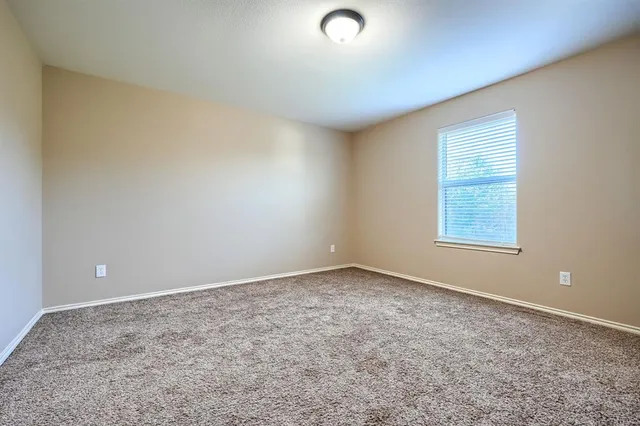 $350,000 | 147 Birdsong Lane, Terrell, TX 75160