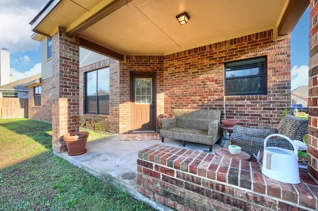 $350,000 | 147 Birdsong Lane, Terrell, TX 75160