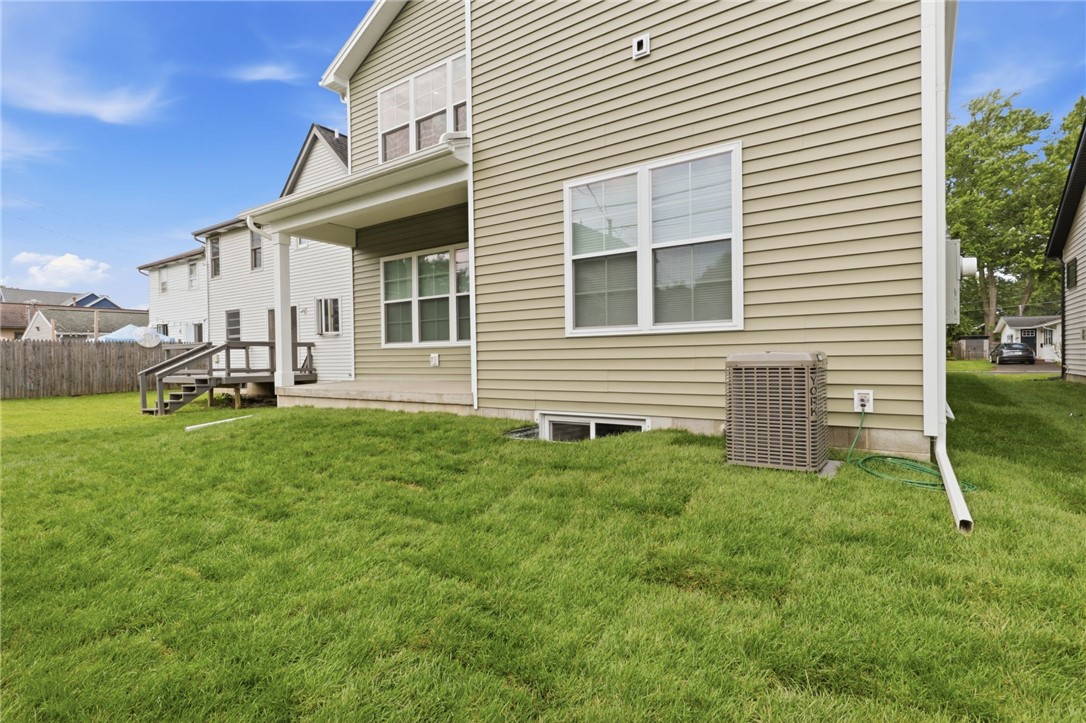 28 Madison Terrace Irondequoit, NY 14617 - Photo 33 of 48