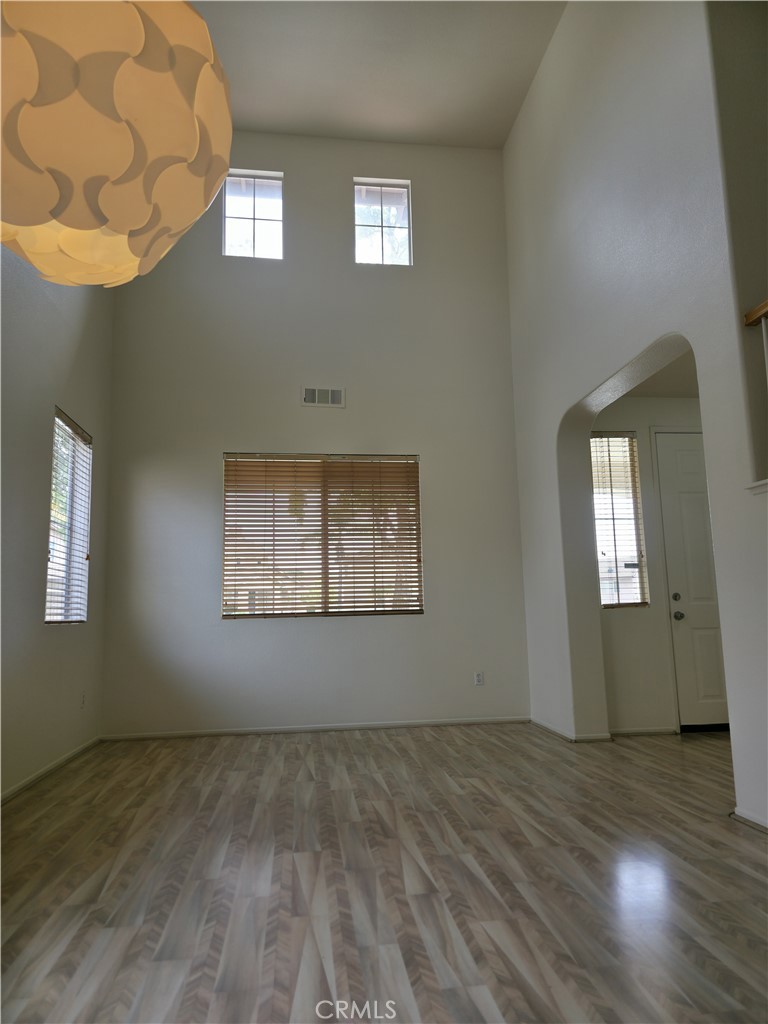 1379 Withorn Court Riverside, CA 92507 - Photo 4 of 30