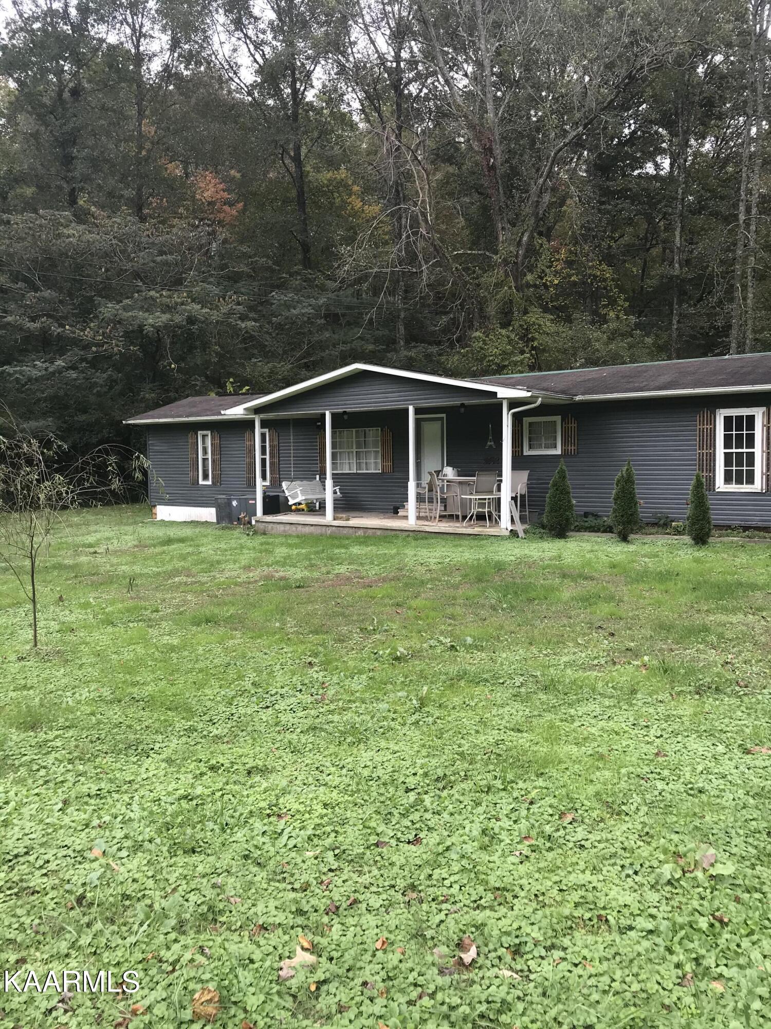1907 Ruritan Road Harriman, TN 37748 - Photo 5 of 8 E821E5E2-F342-4DE1-9A6D-3C1F484A773B