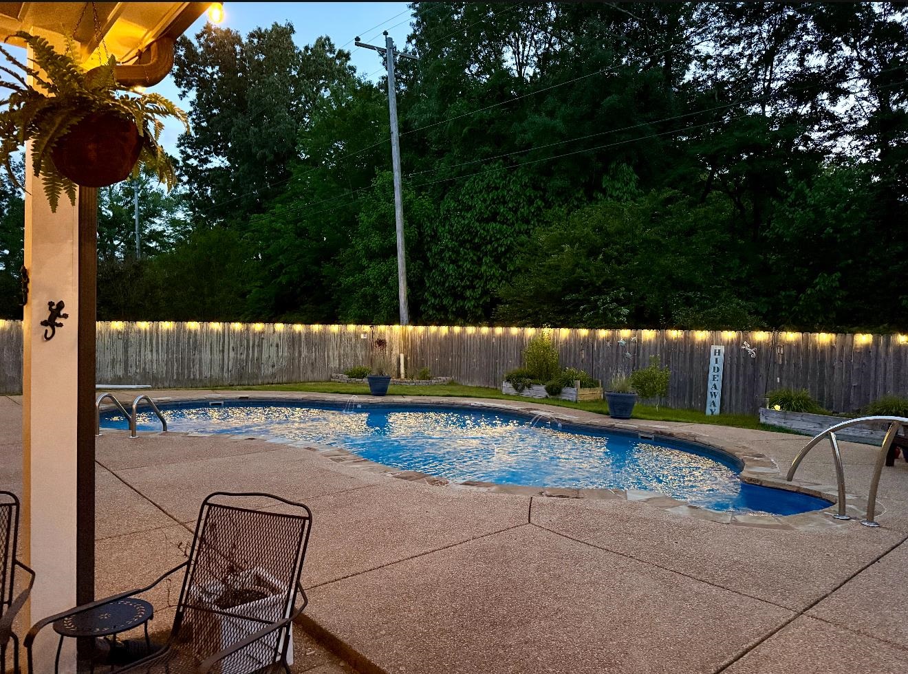 6247 Willow Walk Way Arlington, TN 38002 - Photo 2 of 40 a view of a chairs and table in the patio