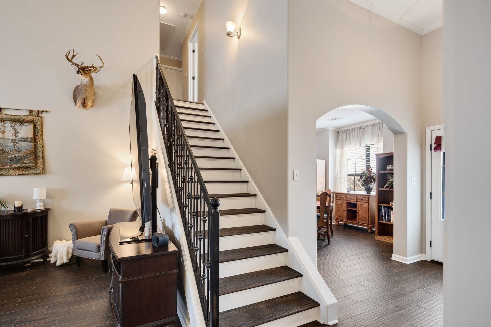 6247 Willow Walk Way Arlington, TN 38002 - Photo 25 of 40 a view of entryway and hall with wooden floor
