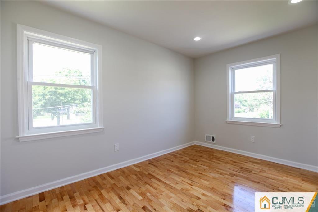 4306 Hana Road Edison, NJ 08817 - Photo 19 of 24