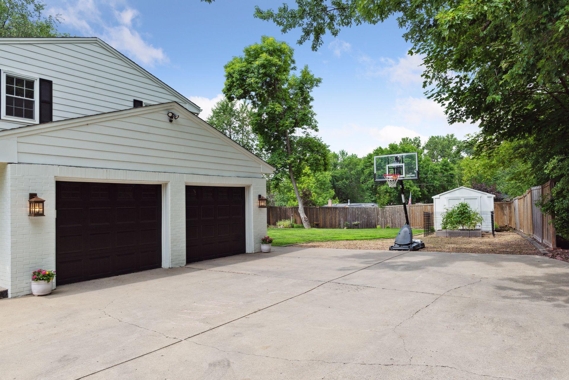 15702 Oak Ridge Road Eden Prairie, MN 55346 - Photo 24 of 27 Gallery Image 24