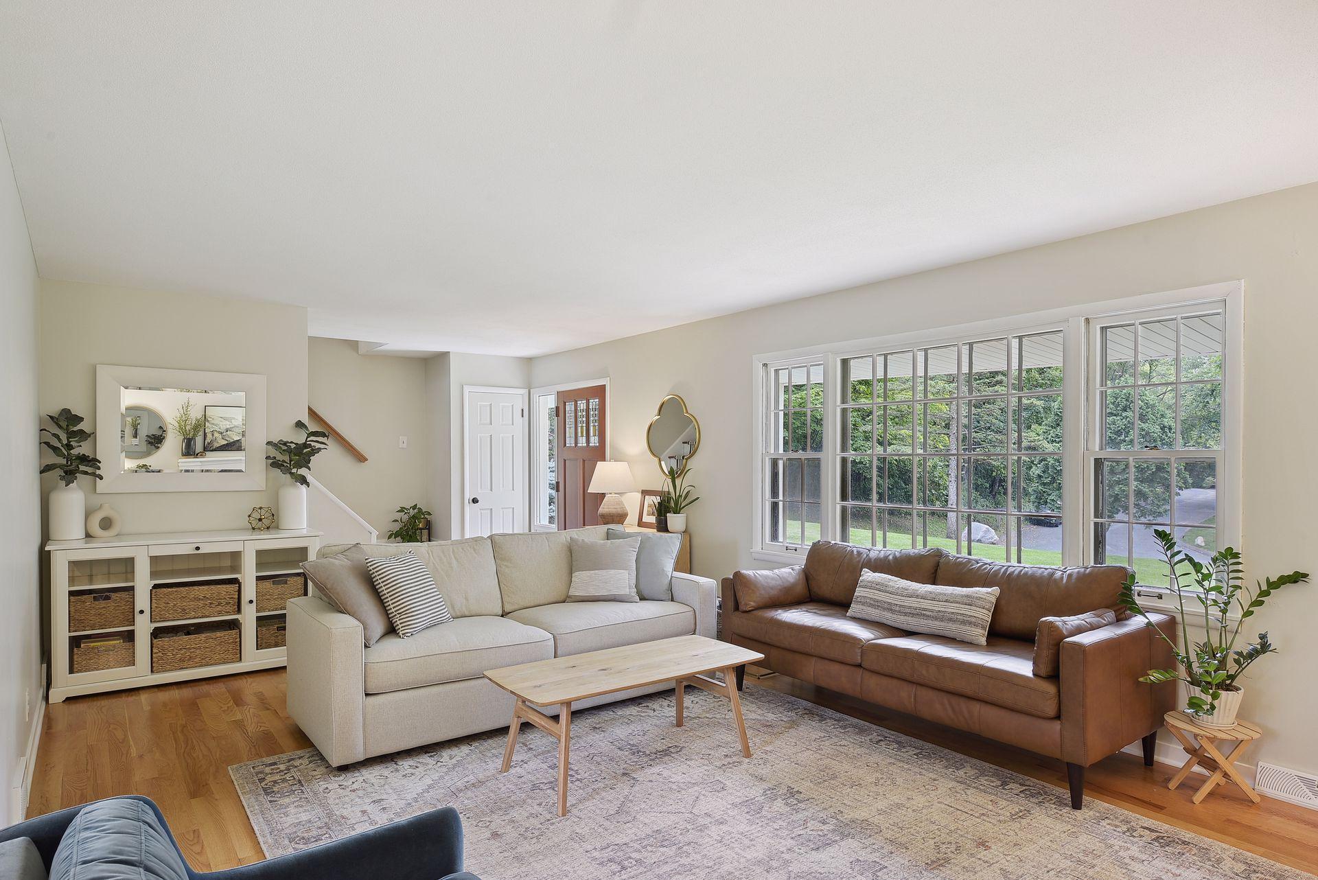 15702 Oak Ridge Road Eden Prairie, MN 55346 - Photo 5 of 27 Gallery Image 5