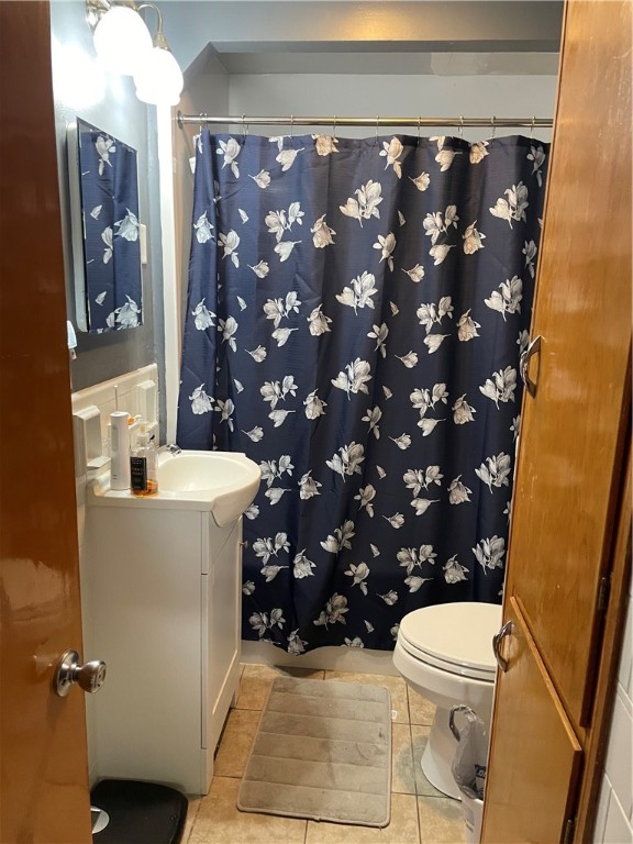 633 Grove Street Woonsocket, RI 02895 - Photo 14 of 43 1st Floor