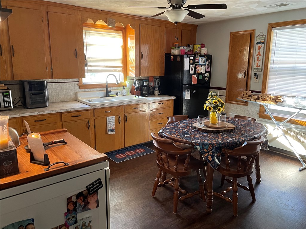 633 Grove Street Woonsocket, RI 02895 - Photo 16 of 43 2nd Floor