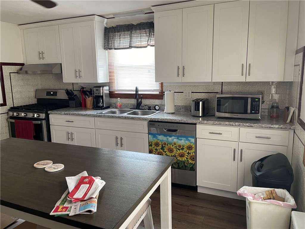 633 Grove Street Woonsocket, RI 02895 - Photo 6 of 43 1st Floor