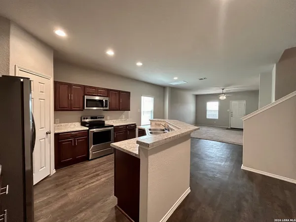 $1,995 | 7122 Mesa Cliffs, Converse, TX 78109