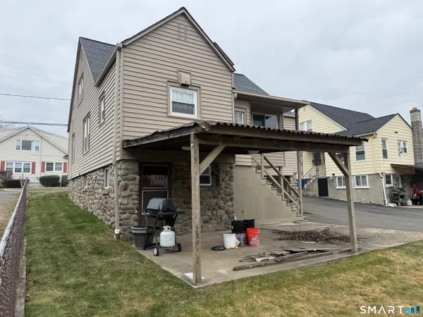 $3,200 | 59 Addison Street, Waterbury, CT 06708