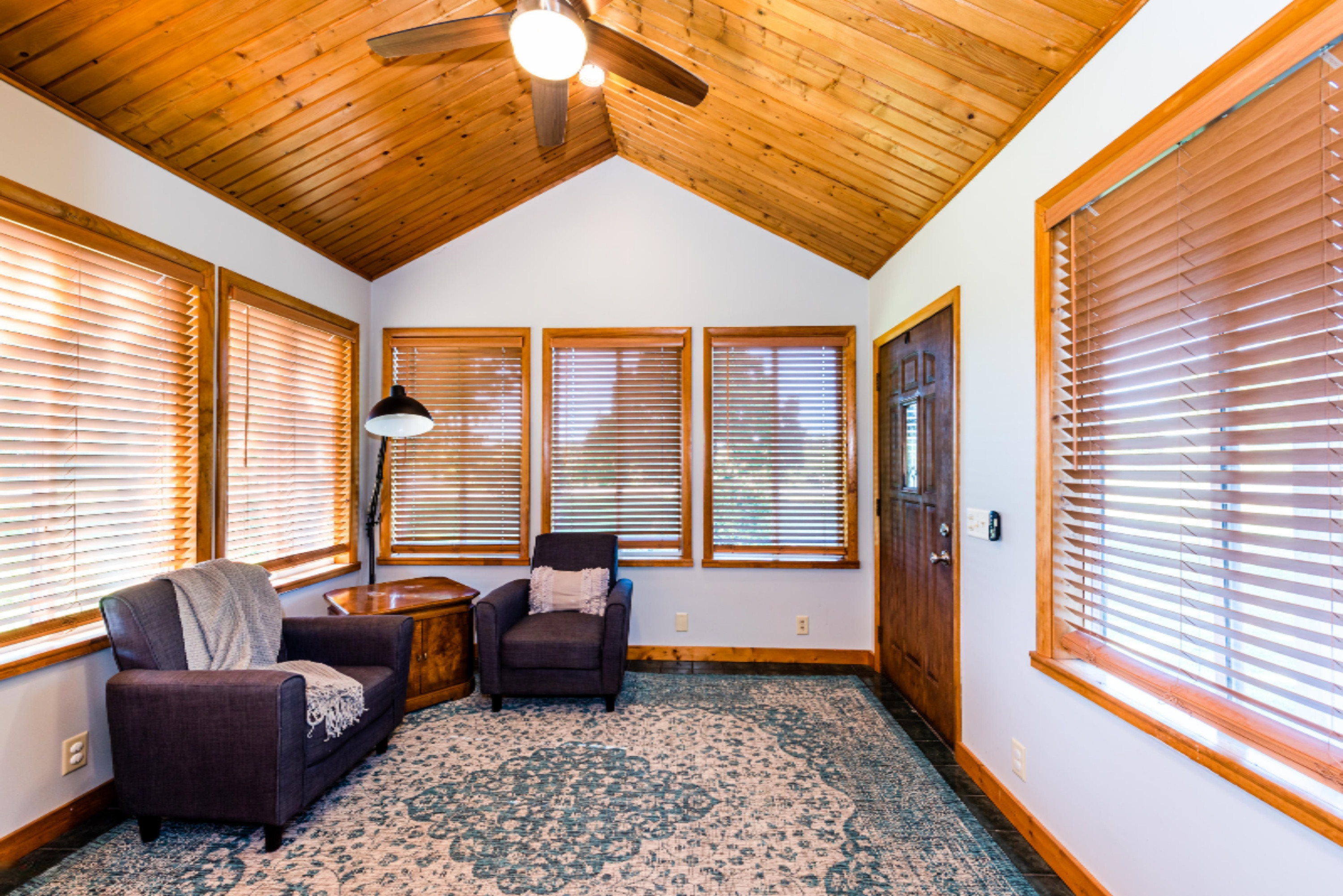 1621 East Shawnee Road Berrien Springs, MI 49103 - Photo 5 of 35 E Shawnee-105