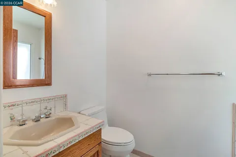 $3,700,000 | 74 Yarrow Valley Lane, Orinda, CA 94563