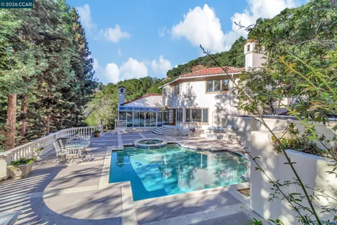 $3,700,000 | 74 Yarrow Valley Lane, Orinda, CA 94563