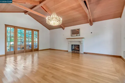 $3,700,000 | 74 Yarrow Valley Lane, Orinda, CA 94563