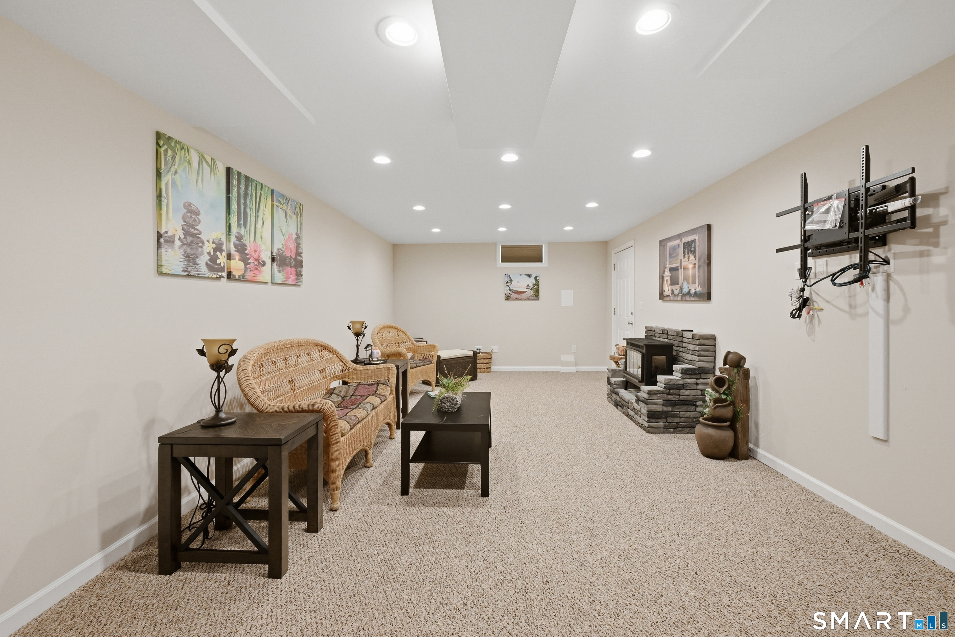 28 Wintergreen Hill Road Danbury, CT 06811 - Photo 27 of 39