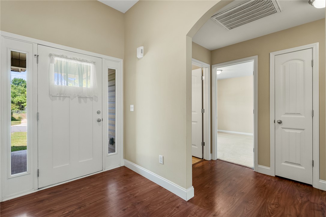 101 Hurst Avenue Anderson, SC 29625 - Photo 11 of 41