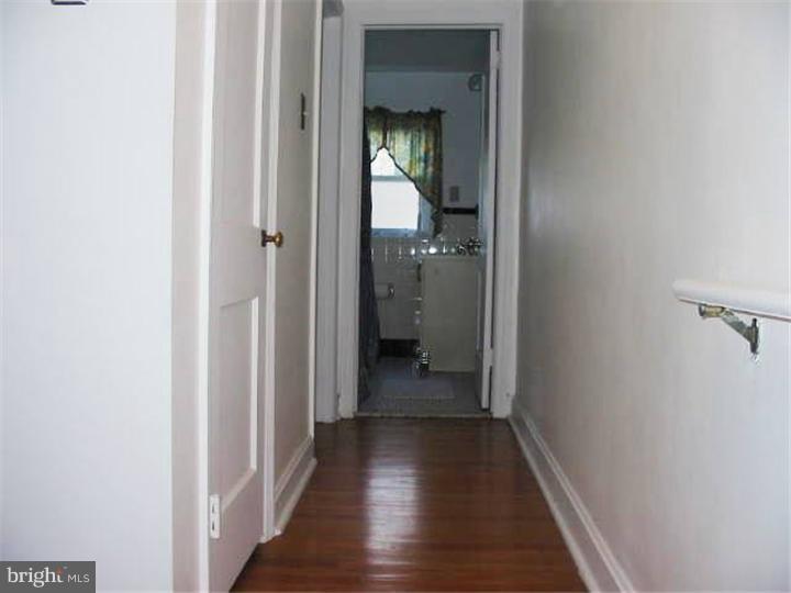 4022 Redden Road Drexel Hill, PA 19026 - Photo 14 of 25 Hallway