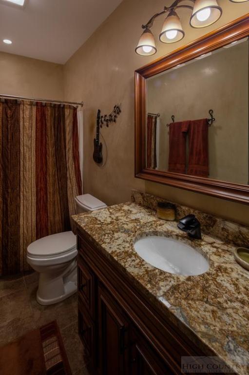 112 Hummingbird Road Beech Mountain, NC 28604 - Photo 20 of 35 Gallery Image 20