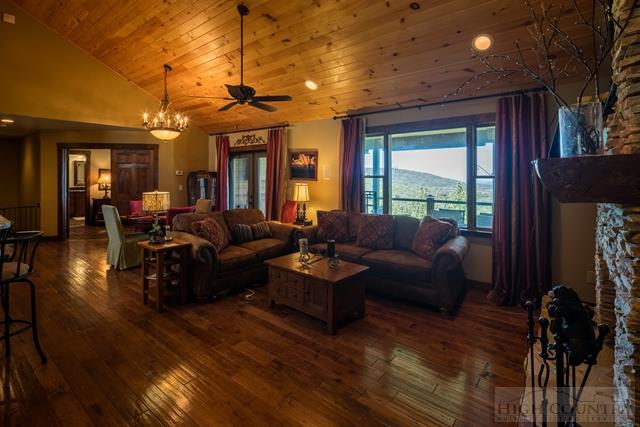 112 Hummingbird Road Beech Mountain, NC 28604 - Photo 33 of 35 Gallery Image 33