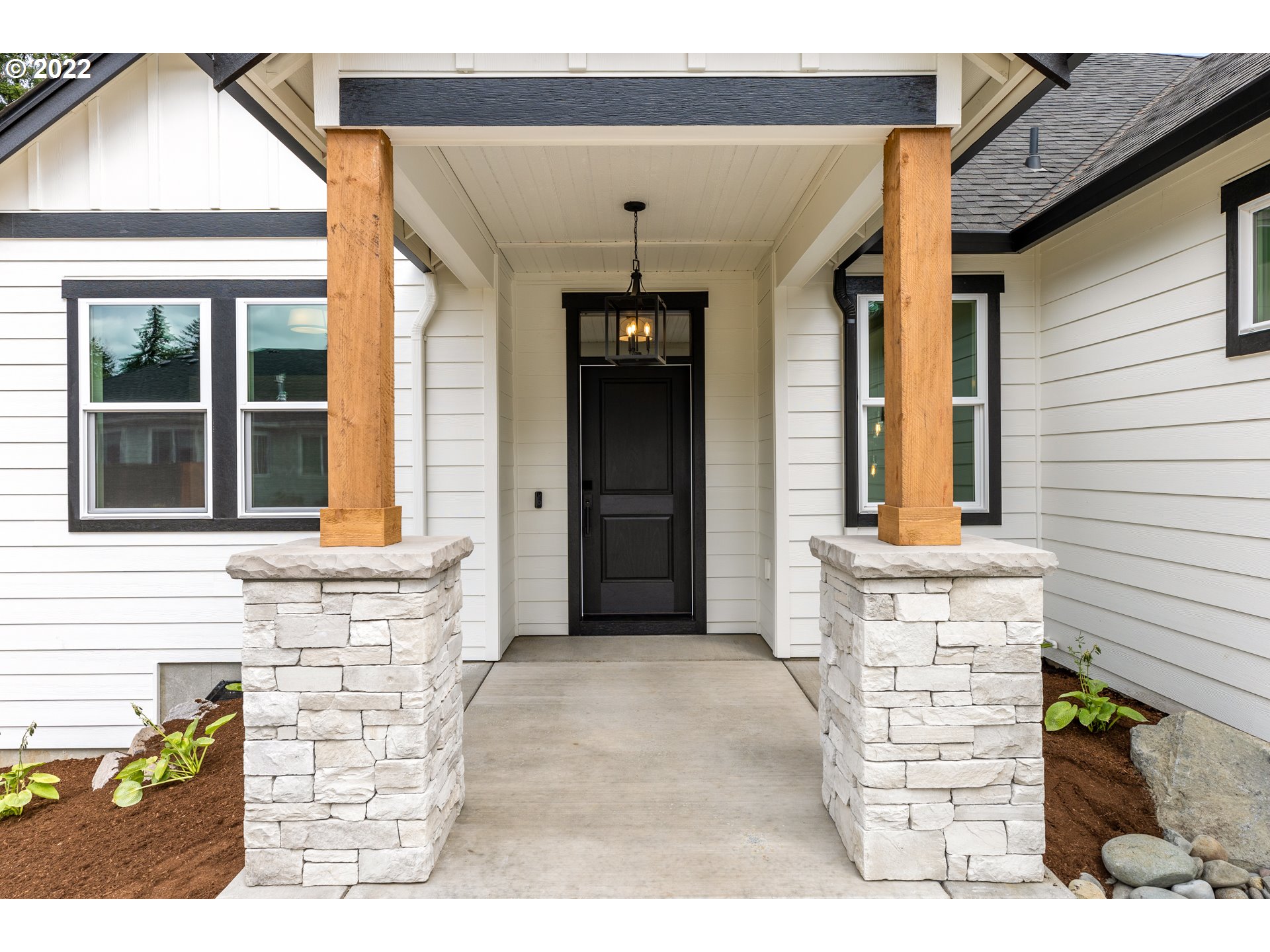 4118 South Hay Field Circle Ridgefield, WA 98642 - Photo 3 of 19 a view of a entryway of the house