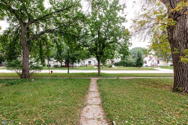 $155,000 | 601 10th Street South, Fargo, ND 58103