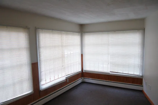 $1,600 | 30 Stockbridge Road, Great Barrington, MA 01230