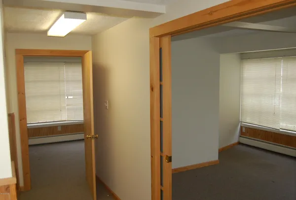 $1,600 | 30 Stockbridge Road, Great Barrington, MA 01230