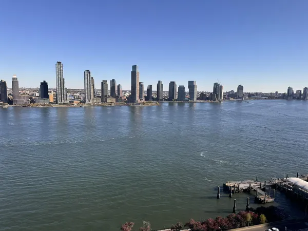 $4,200 | 415 East 37th Street, Unit 25B | Murray Hill