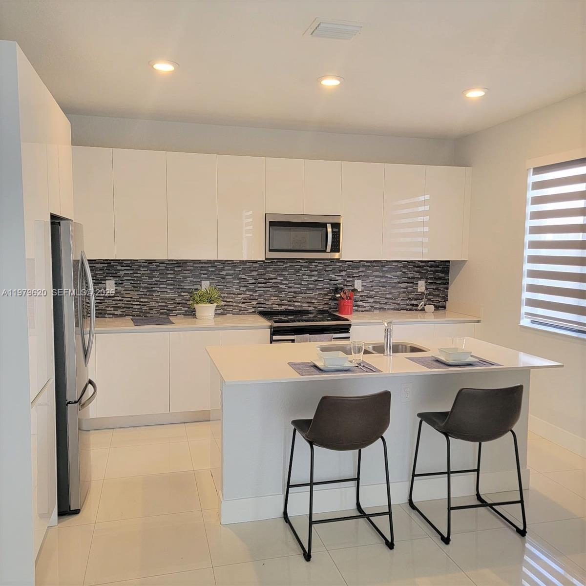491 Southwest 91st Place Miami, FL 33174 - Photo 6 of 14