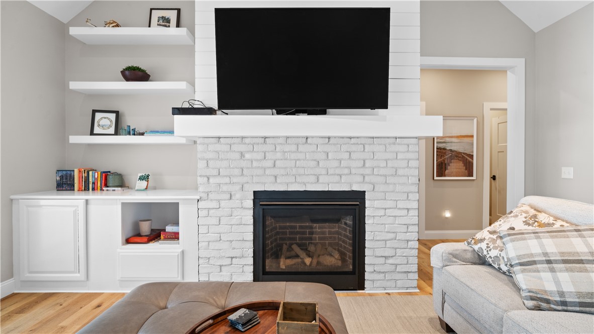 1241 Saugatucket Road South Kingstown, RI 02879 - Photo 14 of 41