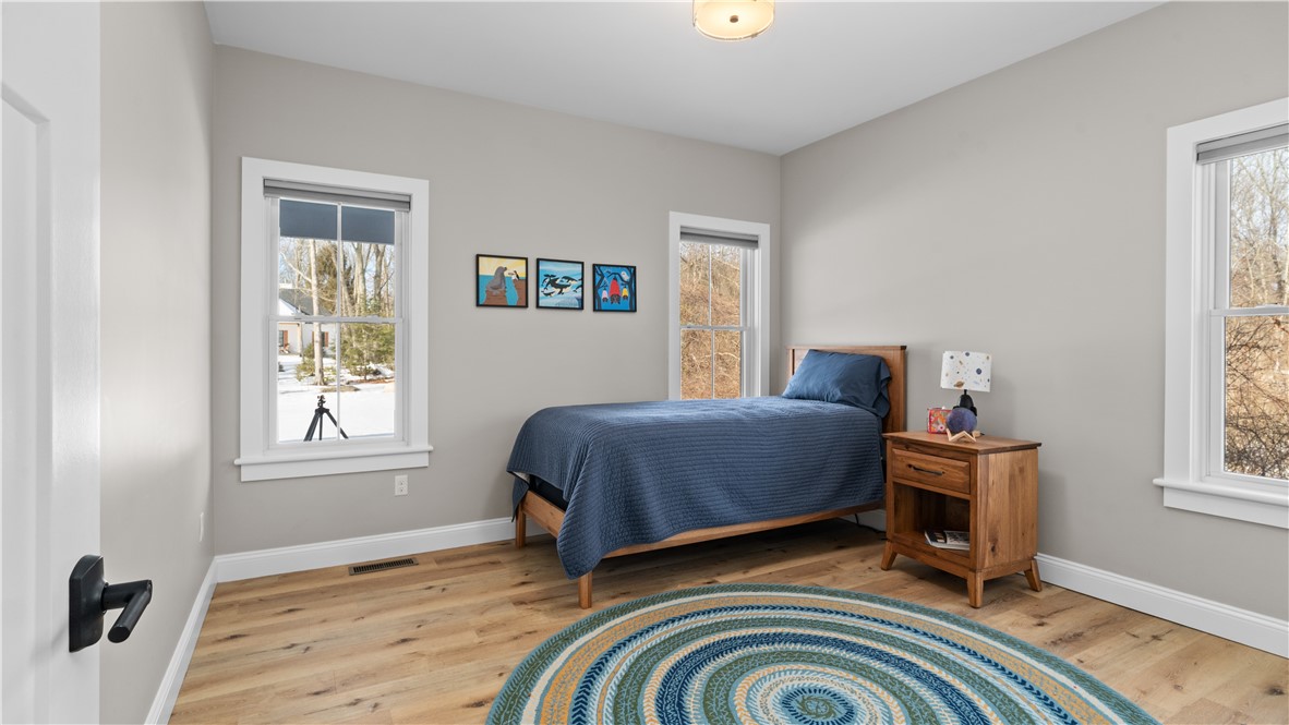 1241 Saugatucket Road South Kingstown, RI 02879 - Photo 15 of 41
