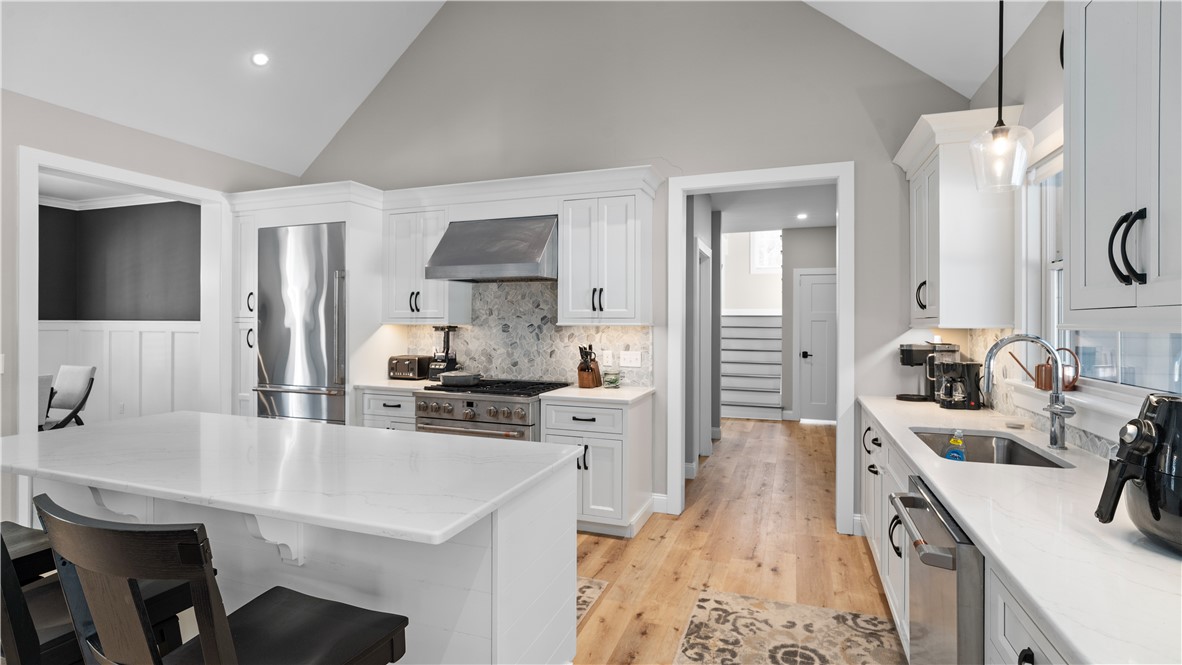 1241 Saugatucket Road South Kingstown, RI 02879 - Photo 24 of 41