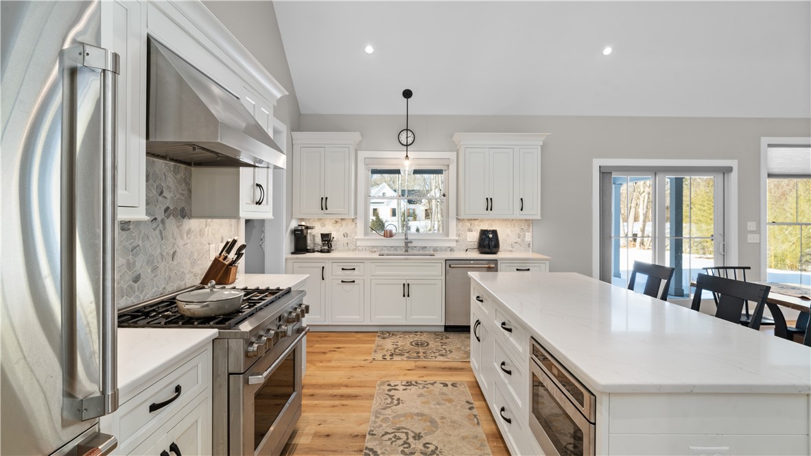 1241 Saugatucket Road South Kingstown, RI 02879 - Photo 26 of 41