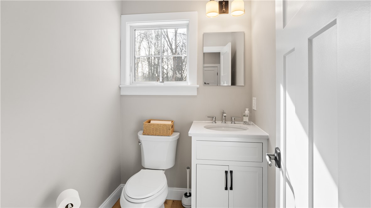 1241 Saugatucket Road South Kingstown, RI 02879 - Photo 29 of 41