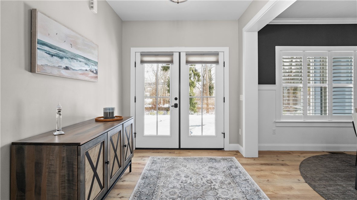 1241 Saugatucket Road South Kingstown, RI 02879 - Photo 7 of 41