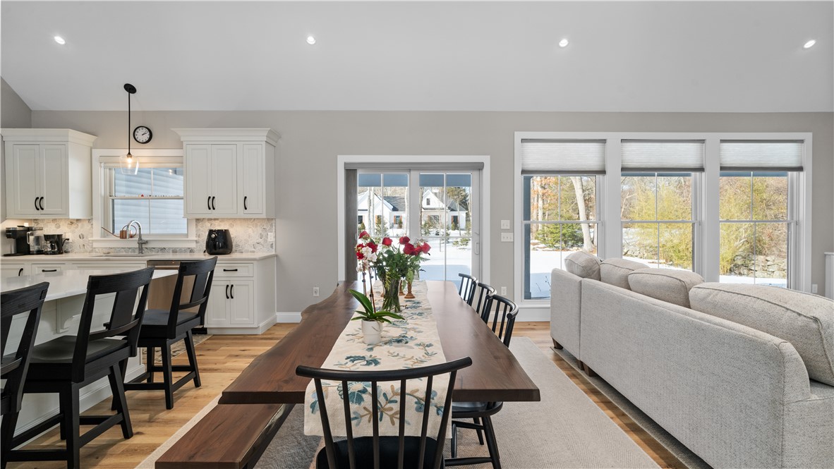 1241 Saugatucket Road South Kingstown, RI 02879 - Photo 10 of 41