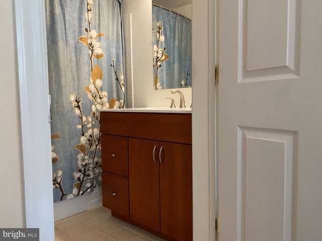 $500,000 | 11210 Edson Park Place, Unit 9, Rockville, MD 20852