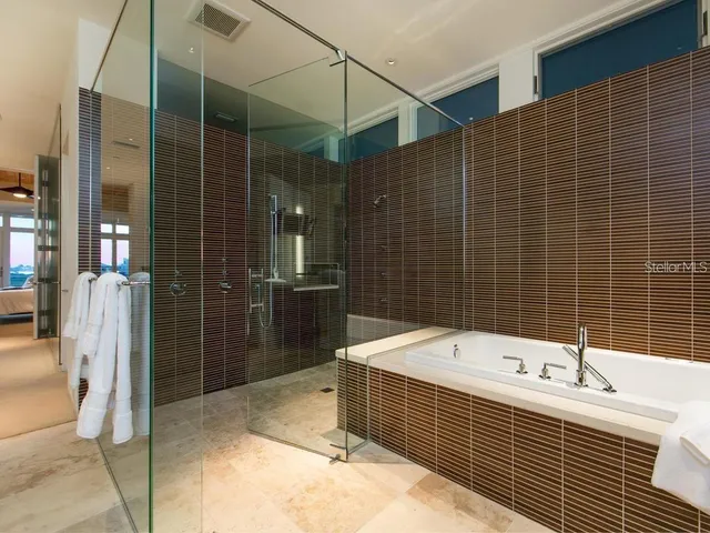 $6,350,000 | 1404 Kenilworth Street, Sarasota, FL 34231