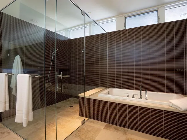 $6,350,000 | 1404 Kenilworth Street, Sarasota, FL 34231