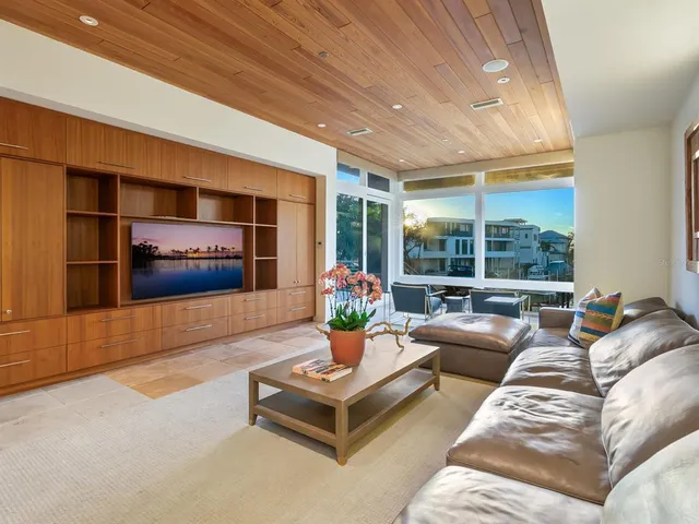 $6,350,000 | 1404 Kenilworth Street, Sarasota, FL 34231