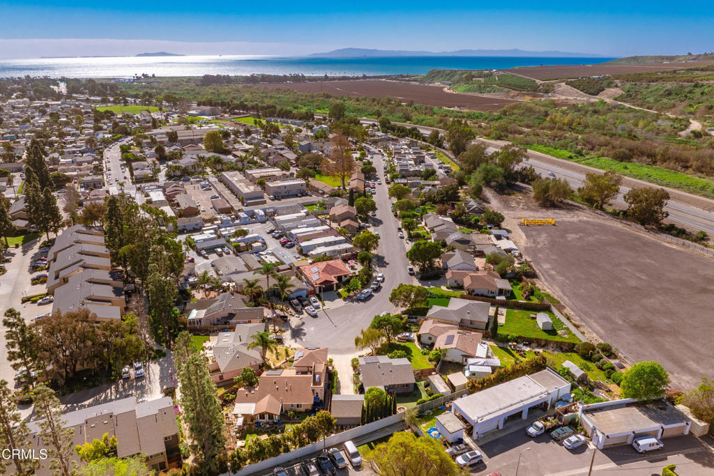 885 Riverside Street Ventura, CA 93001 - Photo 33 of 38 885 Riverside St Ventura-15