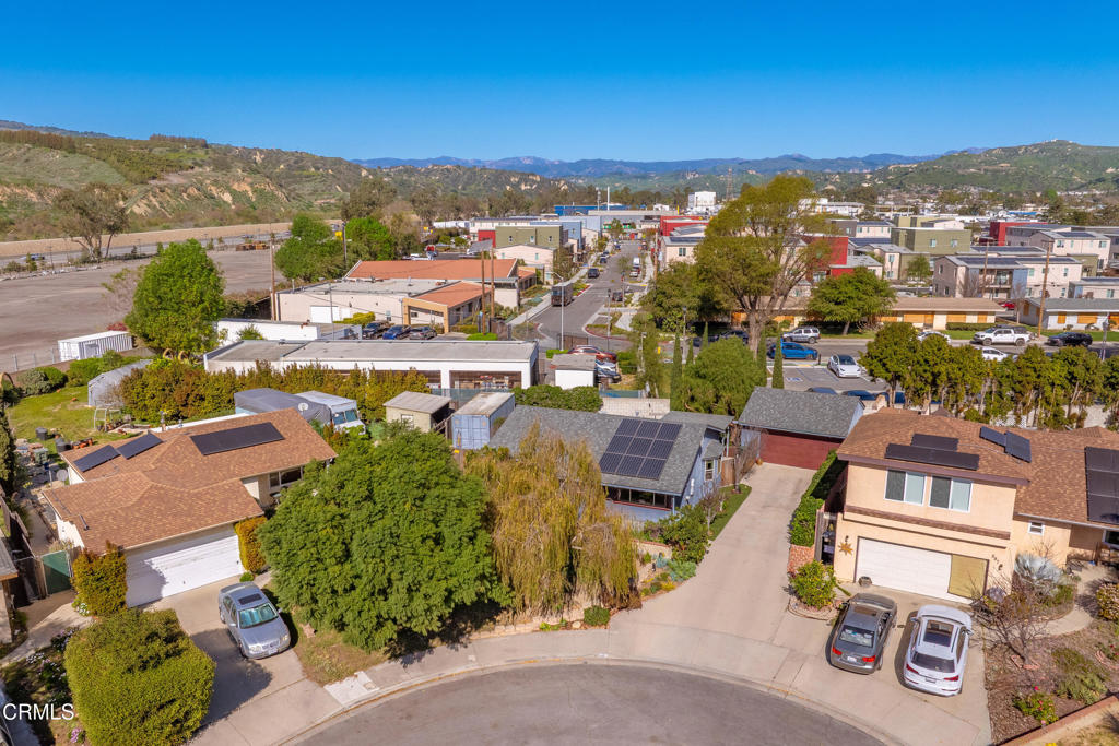 885 Riverside Street Ventura, CA 93001 - Photo 8 of 38 885 Riverside St Ventura-11