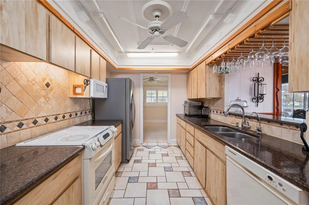 2241 Gulfview Road Punta Gorda, FL 33950 - Photo 15 of 54 Gallery Image 15
