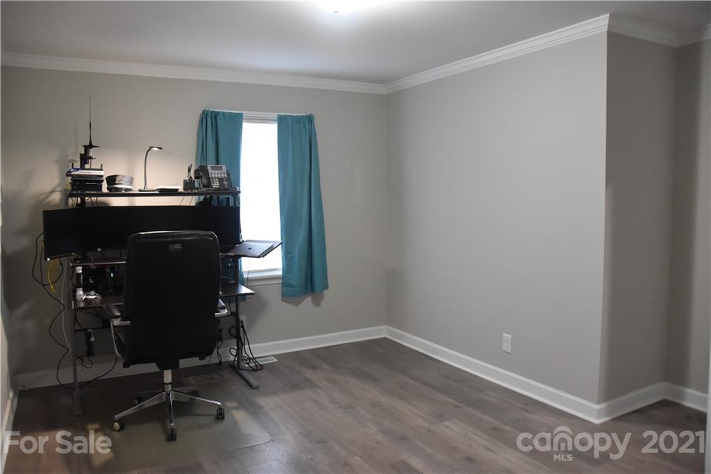 712 West Rice Street, Unit 5 Landis, NC 28088 - Photo 15 of 34 Gallery Image 15