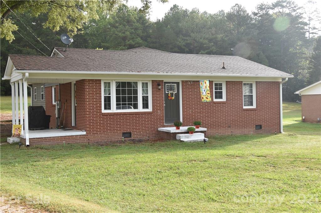 712 West Rice Street, Unit 5 Landis, NC 28088 - Photo 2 of 34 Gallery Image 2