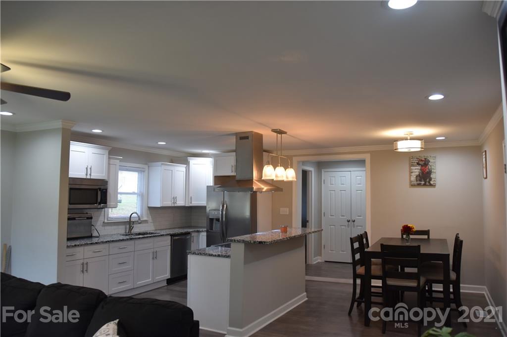 712 West Rice Street, Unit 5 Landis, NC 28088 - Photo 7 of 34 Gallery Image 7
