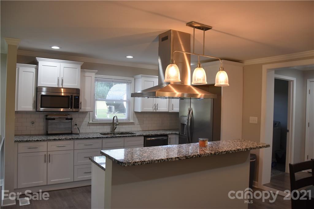 712 West Rice Street, Unit 5 Landis, NC 28088 - Photo 9 of 34 Gallery Image 9