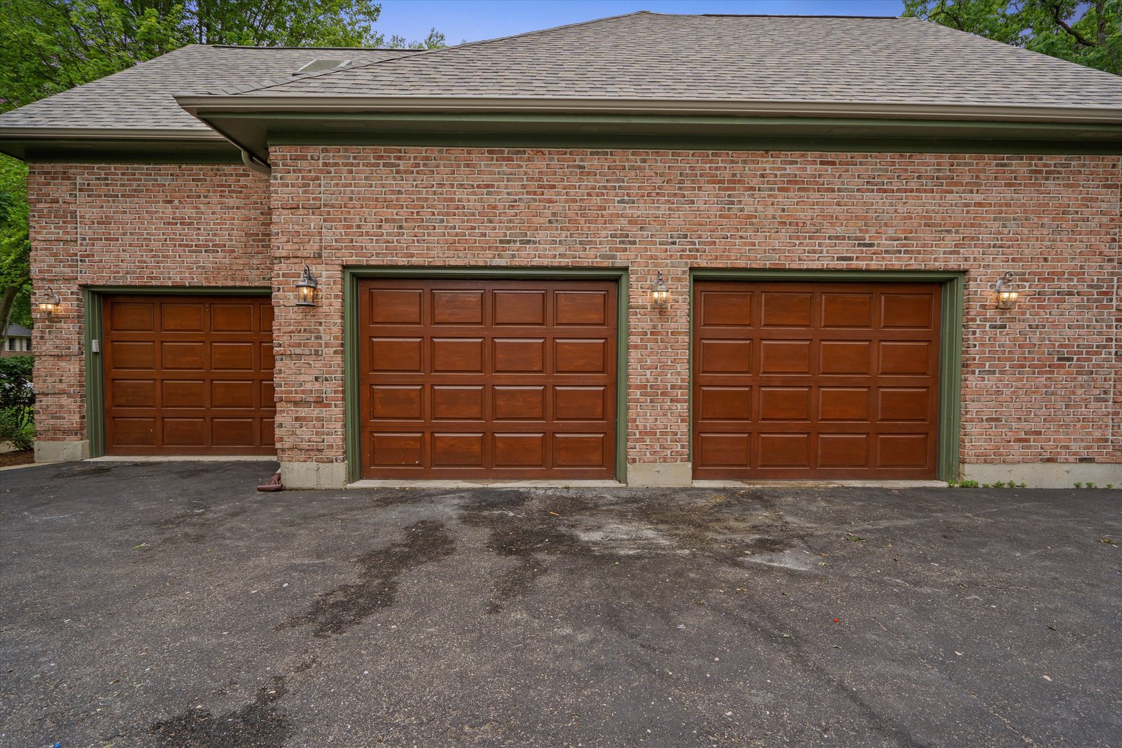 120 Fox Street Cary, IL 60013 - Photo 40 of 56 a front view of a house